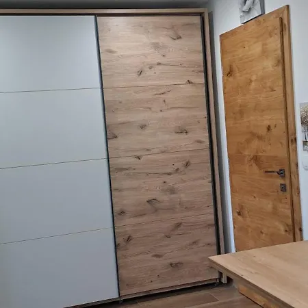 Apartmaji Bozicek *