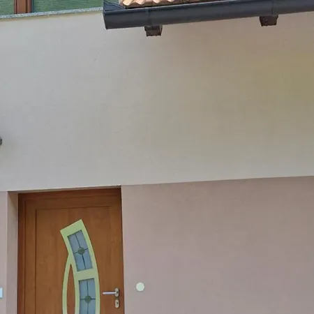 Apartmaji Bozicek بوتْشيترتيك