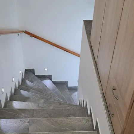 Apartmaji Bozicek شقة بوتْشيترتيك