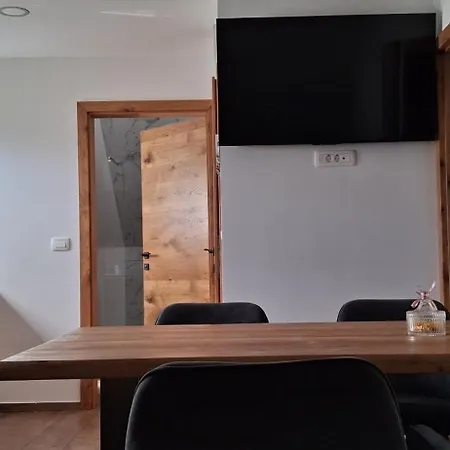 Apartmaji Bozicek * بوتْشيترتيك