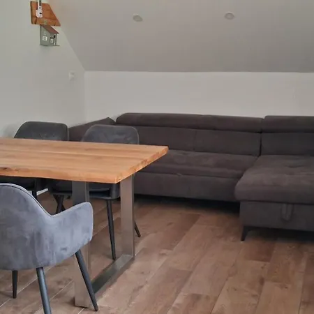 Apartmaji Bozicek شقة *
